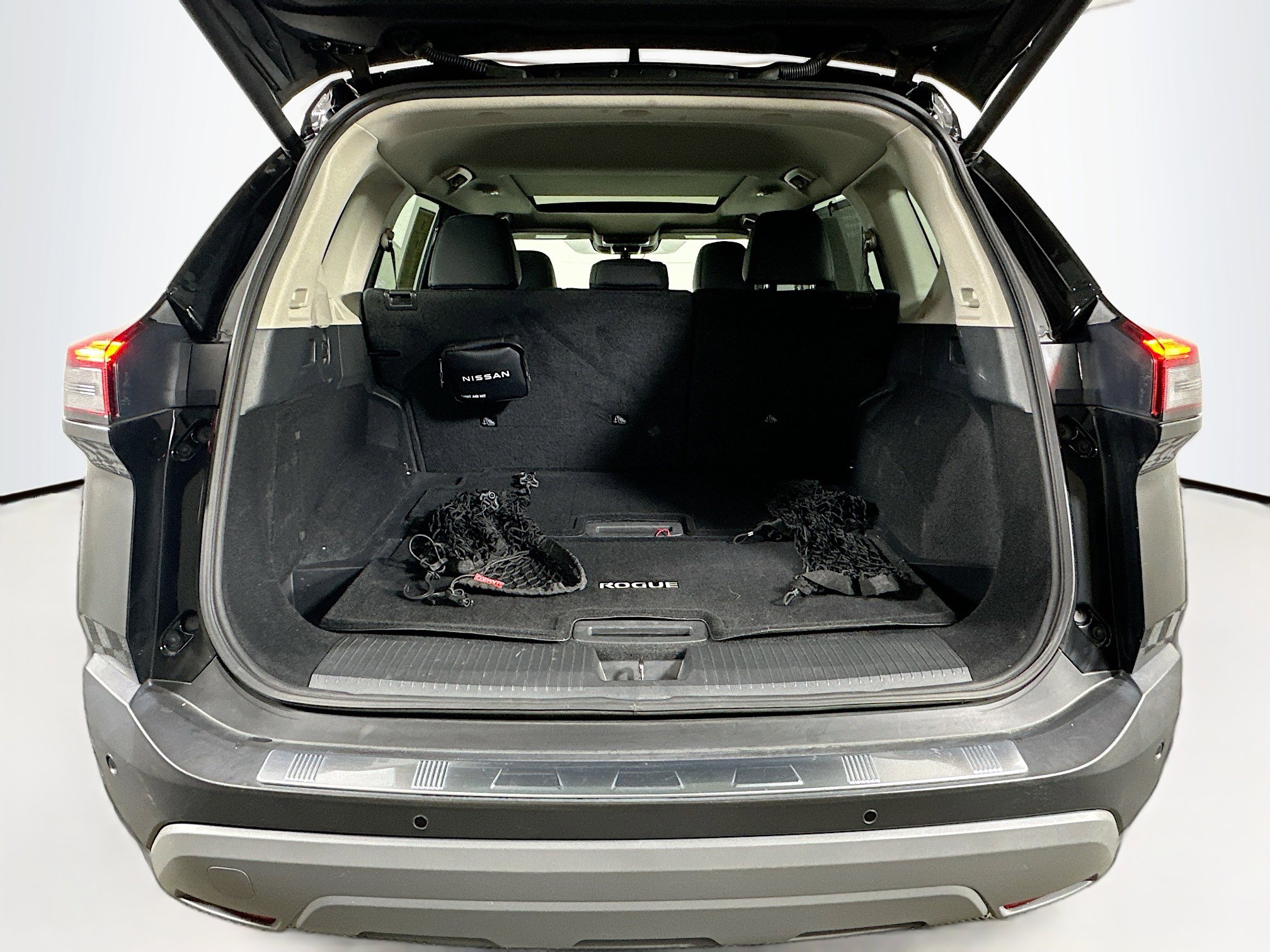 Used 2021 Nissan Rogue SL FWD image 29