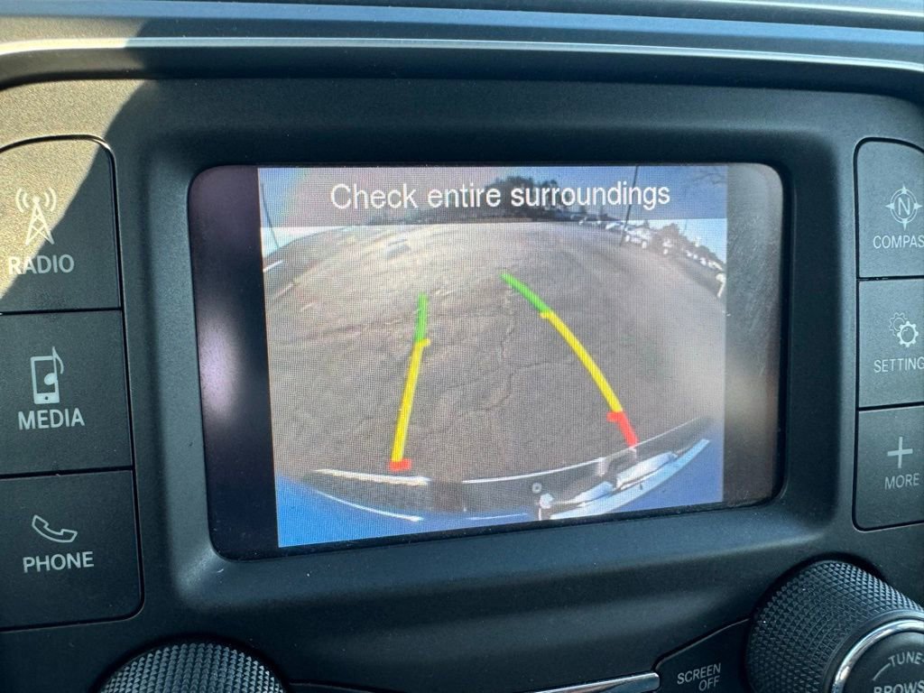 Used 2021 RAM 1500 Classic SLT image 21