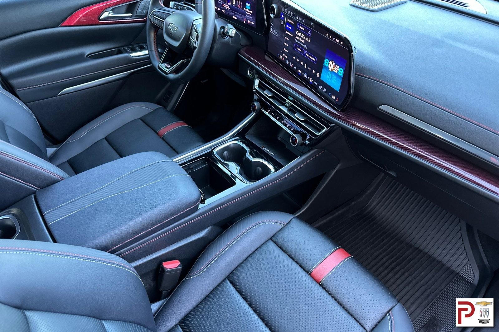 Certified 2024 Chevrolet Traverse RS image 19