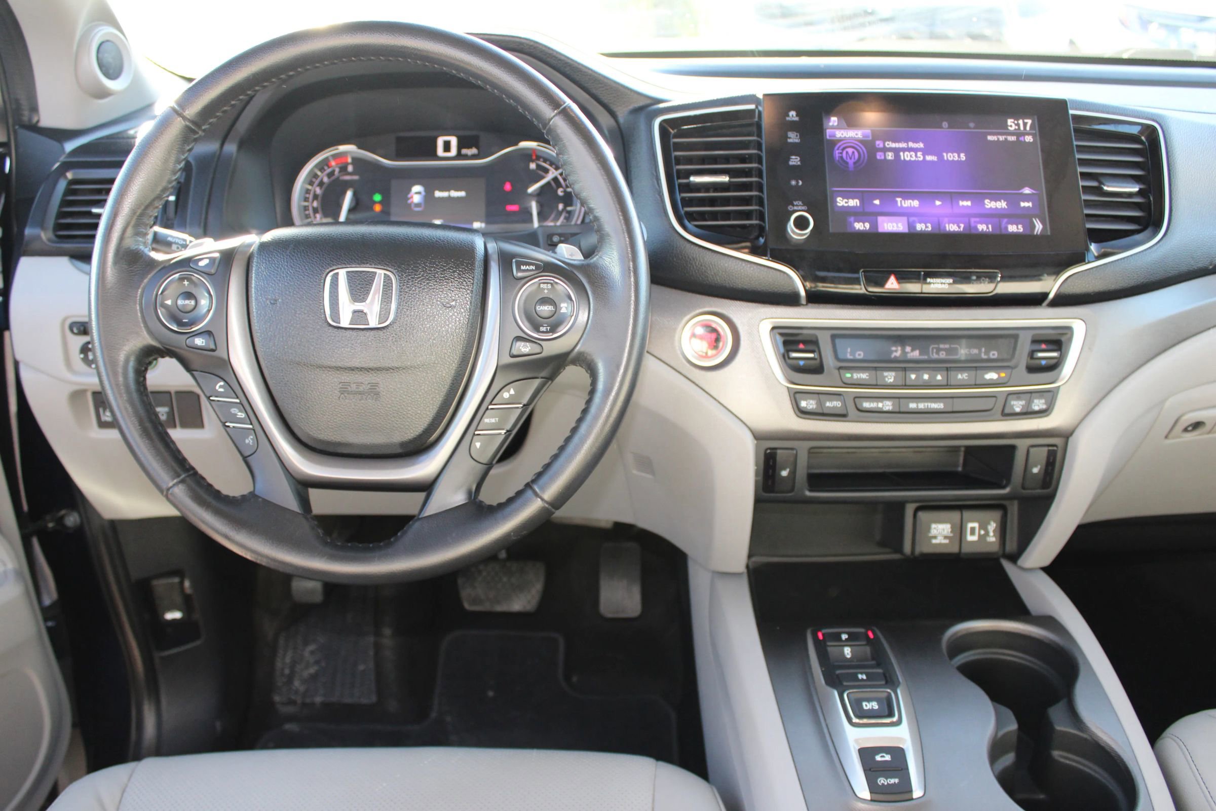 Used 2023 Honda Ridgeline RTL image 11
