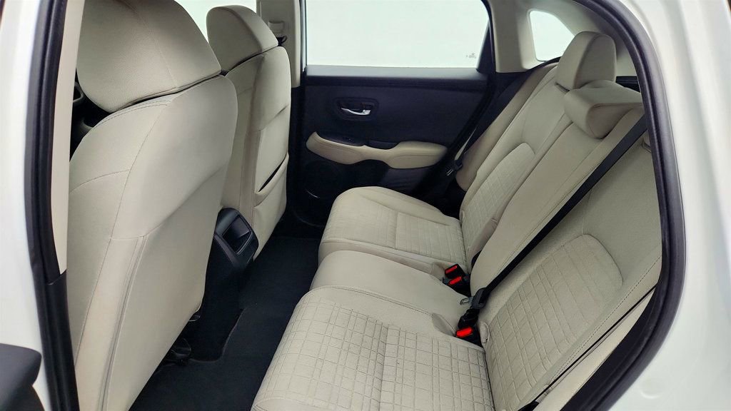 Used 2025 Honda HR-V LX image 20