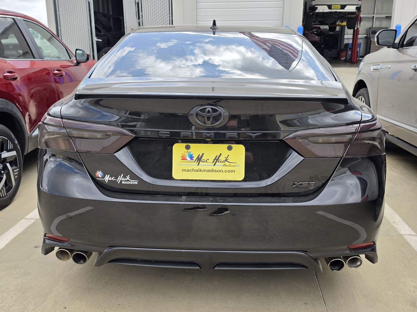 Used 2021 Toyota Camry XSE image 5
