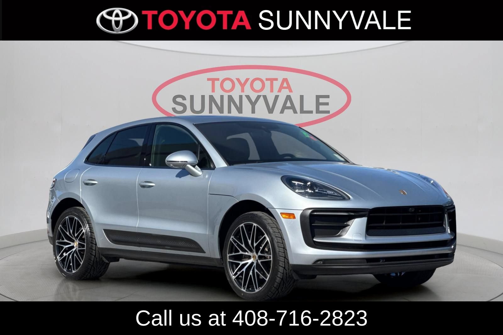 Used 2022 Porsche Macan AWD/4WD image 10
