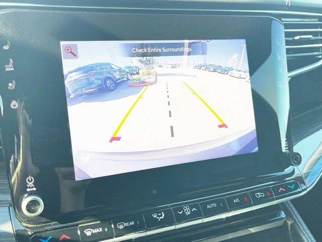 Used 2022 Jeep Wagoneer Series III w/ Flexible Seating Group image 17