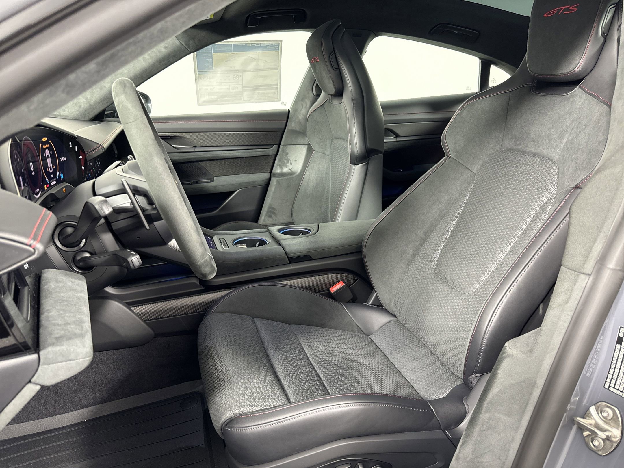 Used 2025 Porsche Taycan GTS image 5