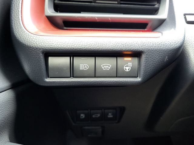 Used 2024 Toyota Prius Prime Premium w/ Advanced Technology Package FWD image 21
