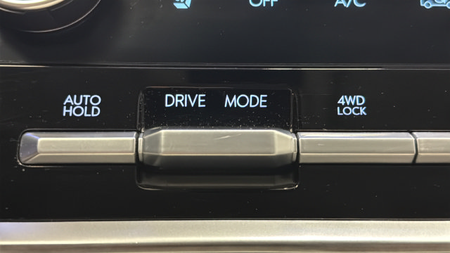 Used 2025 Hyundai Santa Fe Calligraphy AWD/4WD image 35