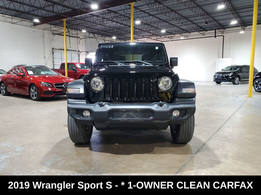 Used 2019 Jeep Wrangler Sport S image 2