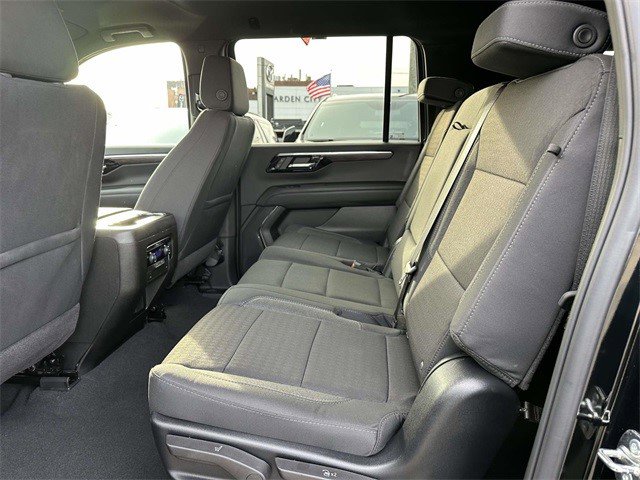 Certified 2025 Chevrolet Suburban LS w/ LPO, Dark Essentials Package image 13