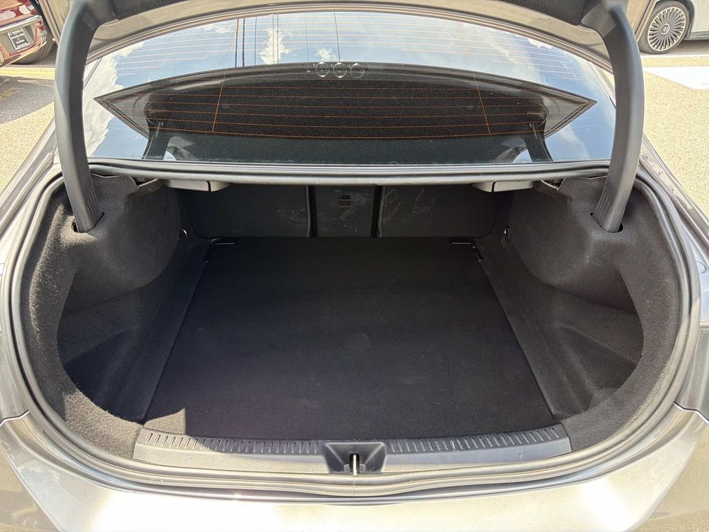 Used 2022 Mercedes-Benz A 220 image 8