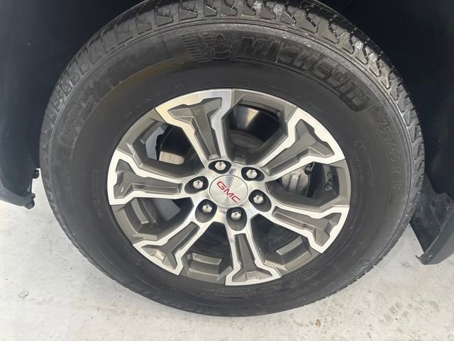 Used 2025 GMC Sierra 1500 SLT AWD/4WD image 39