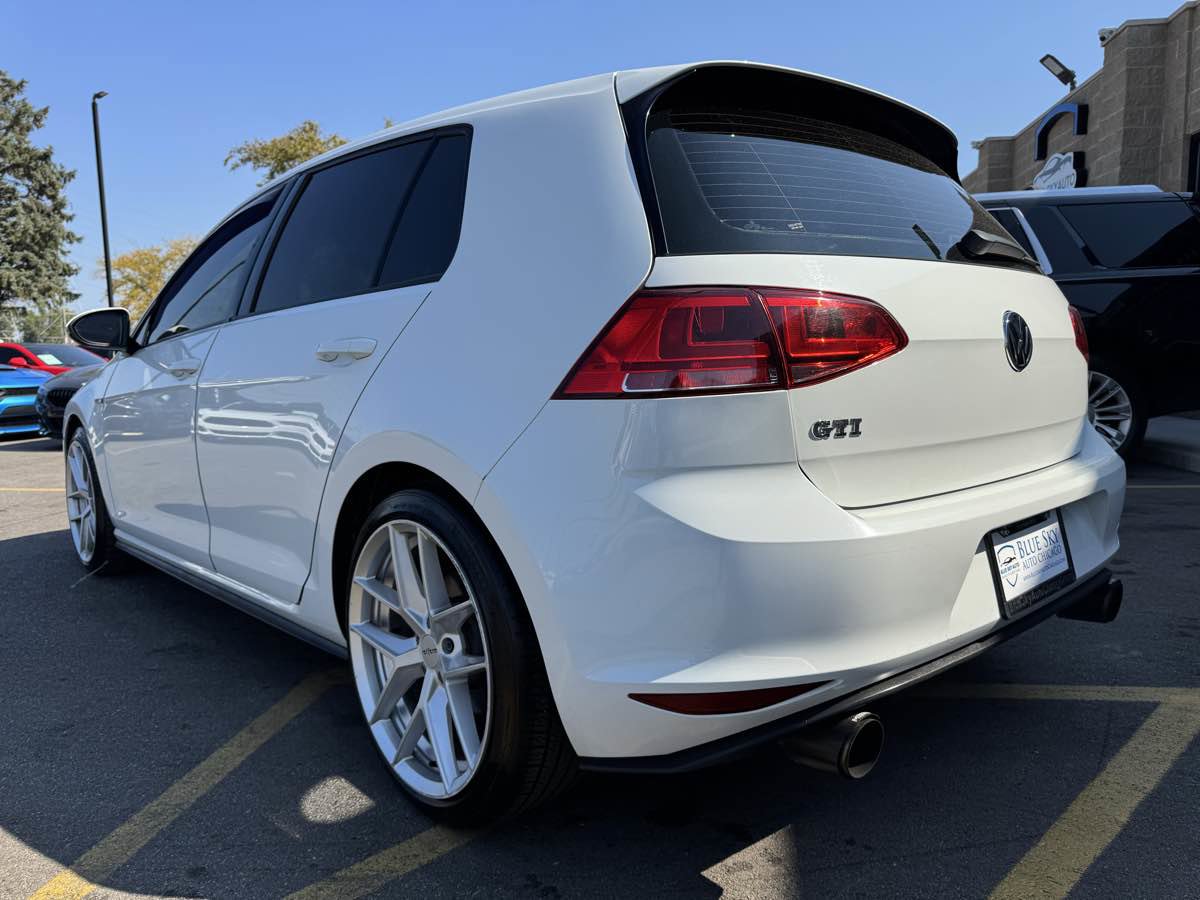 Used 2016 Volkswagen GTI S image 7