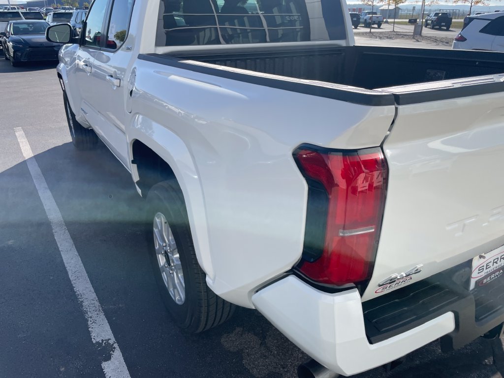 New 2026 Toyota Tacoma SR5 AWD/4WD image 7