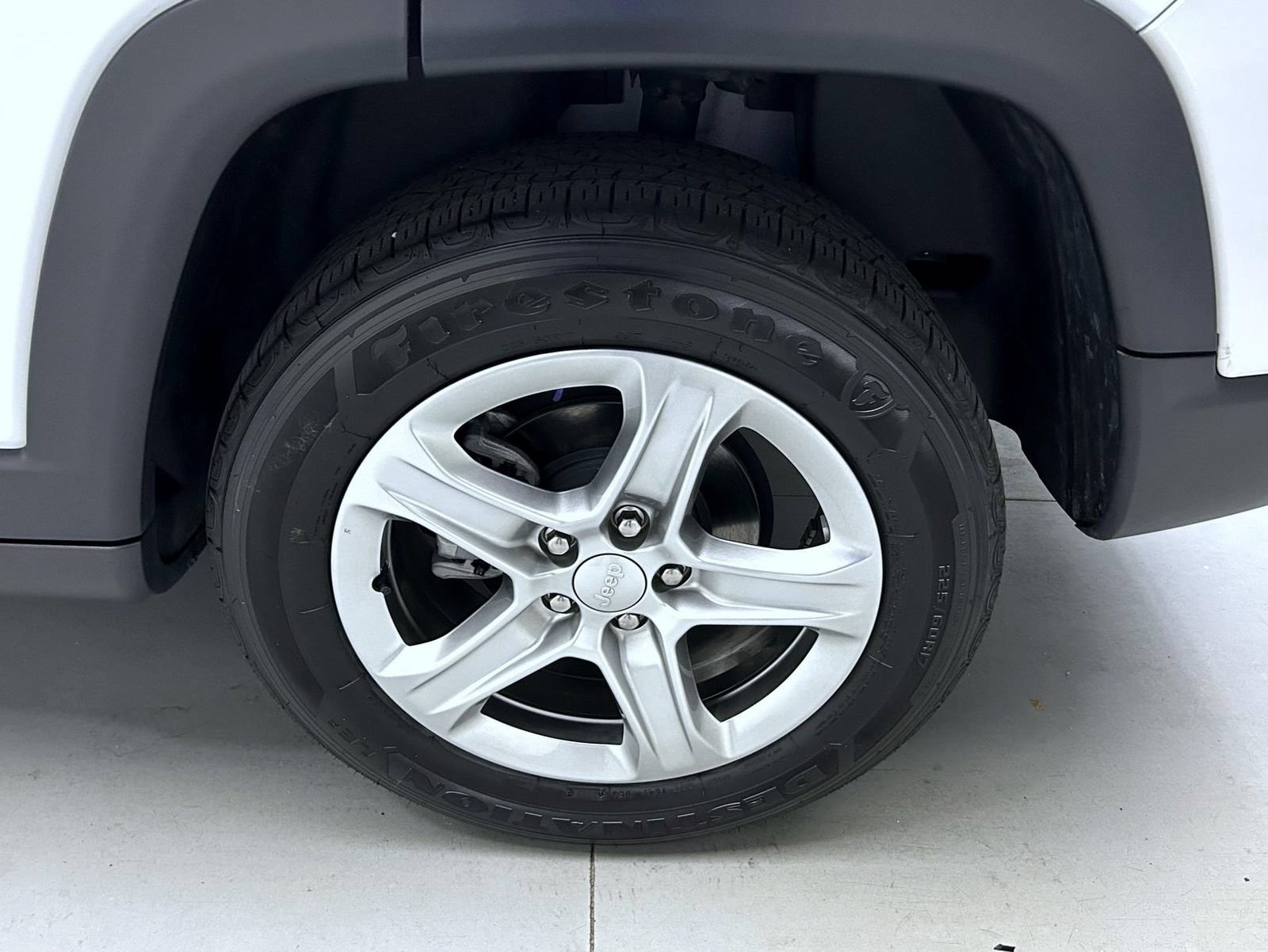 Used 2023 Jeep Compass Latitude w/ Mopar Graphics Package AWD/4WD image 22
