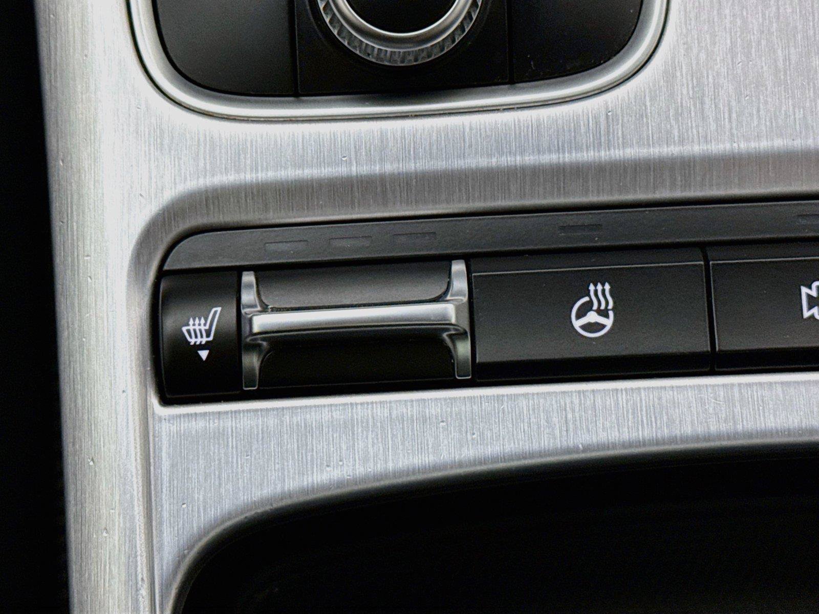 Used 2022 Kia Stinger GT1 AWD/4WD image 8