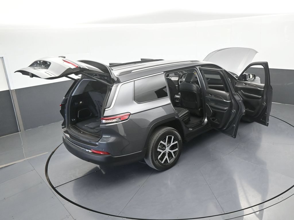 Used 2023 Jeep Grand Cherokee L Limited w/ Trailer Tow Group (B) RWD image 73