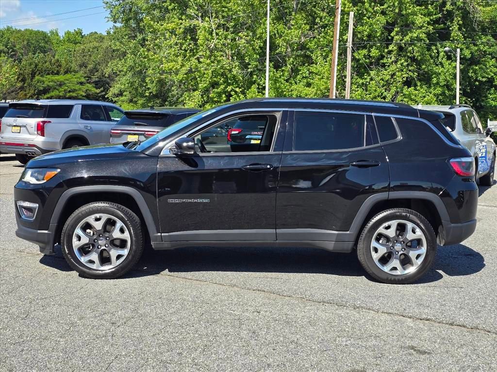Used 2018 Jeep Compass Limited w/ Navigation Group AWD/4WD image 23