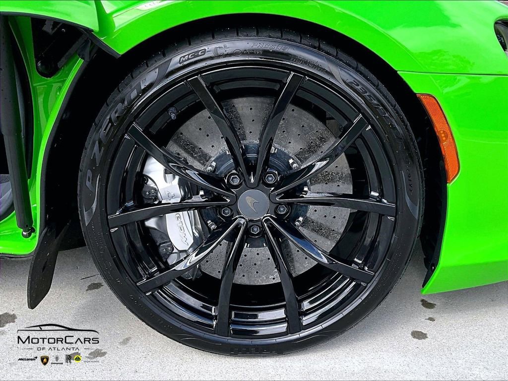Used 2025 McLaren Artura Spider RWD image 27