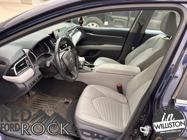 Used 2021 Toyota Camry SE AWD/4WD image 7