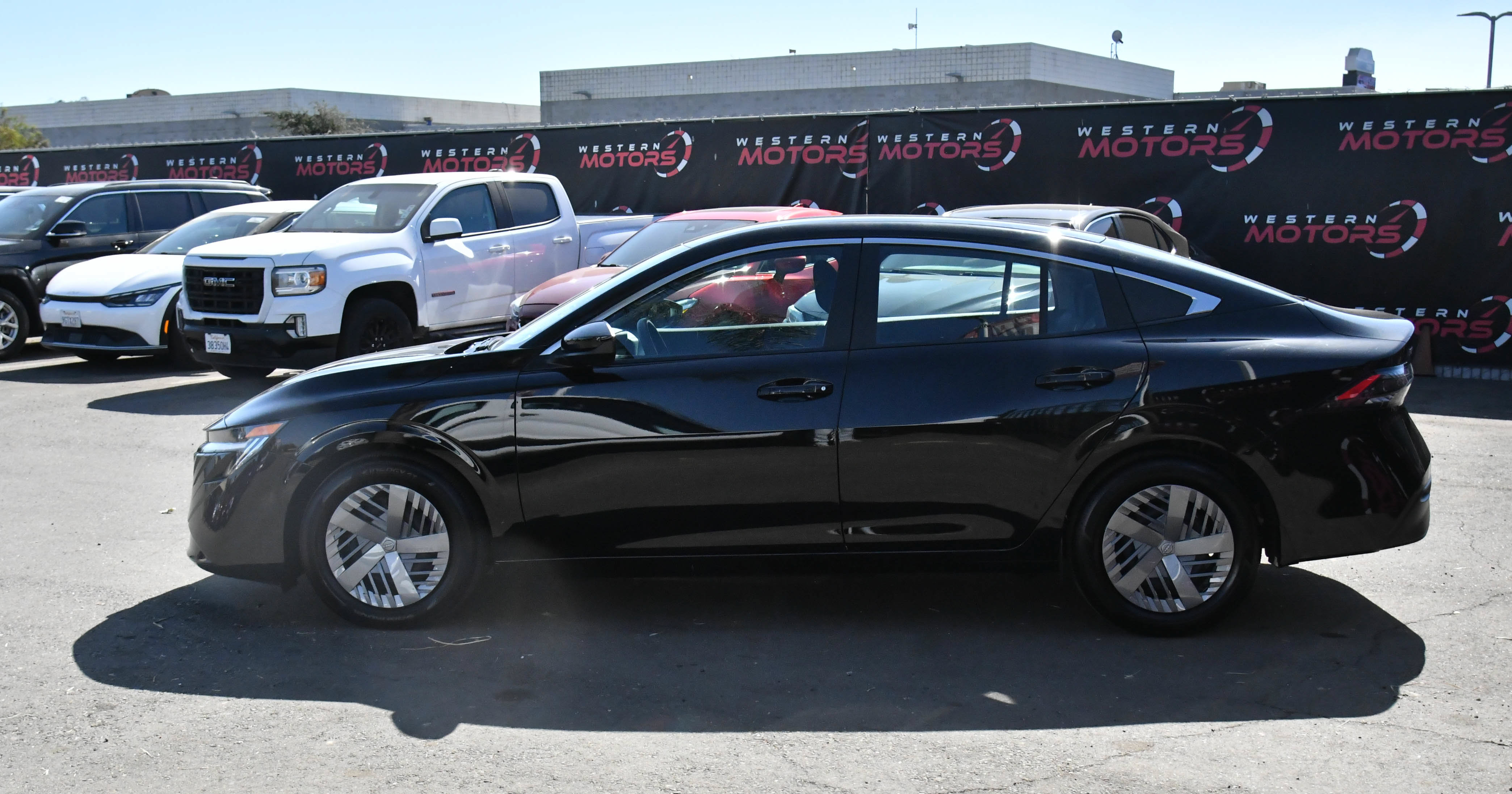 Used 2026 Nissan Sentra SV w/ Floor Mat Package FWD image 4
