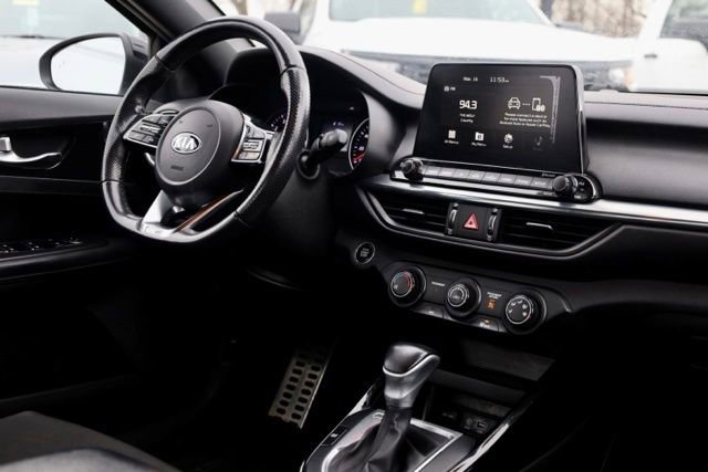 Used 2021 Kia Forte GT-Line image 33