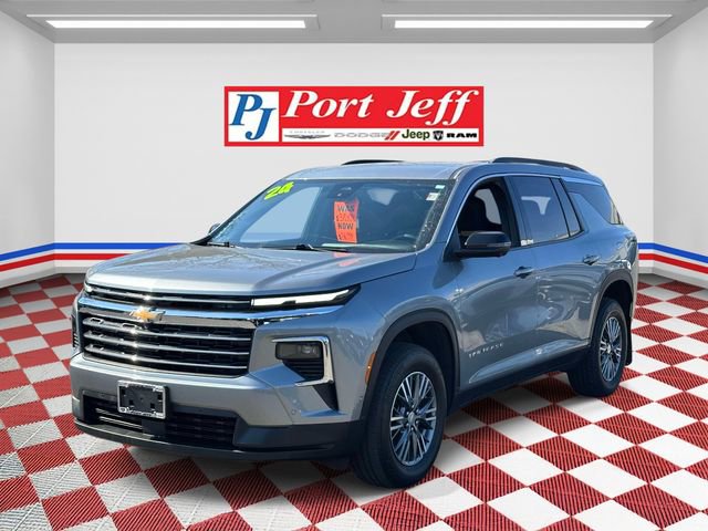 Used 2024 Chevrolet Traverse LT w/ Enhanced Driving Package AWD/4WD image 1