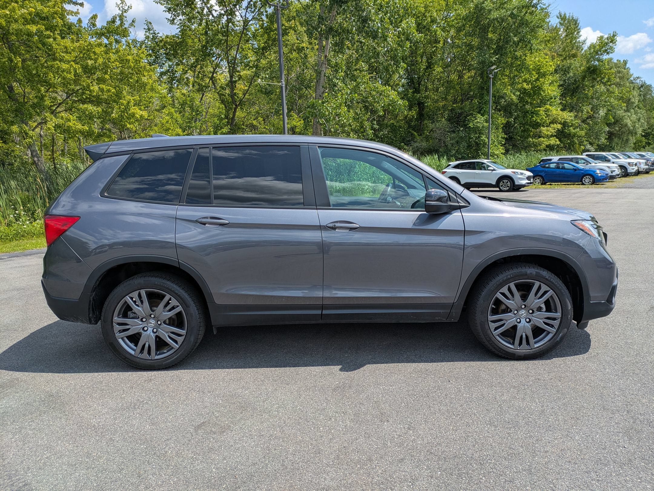 Used 2020 Honda Passport EX-L image 2