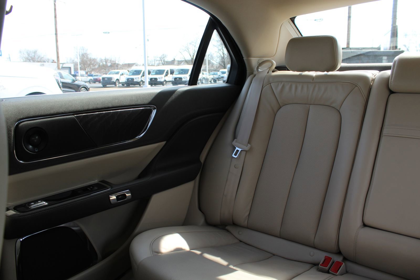 Used 2020 Lincoln Continental Reserve image 12