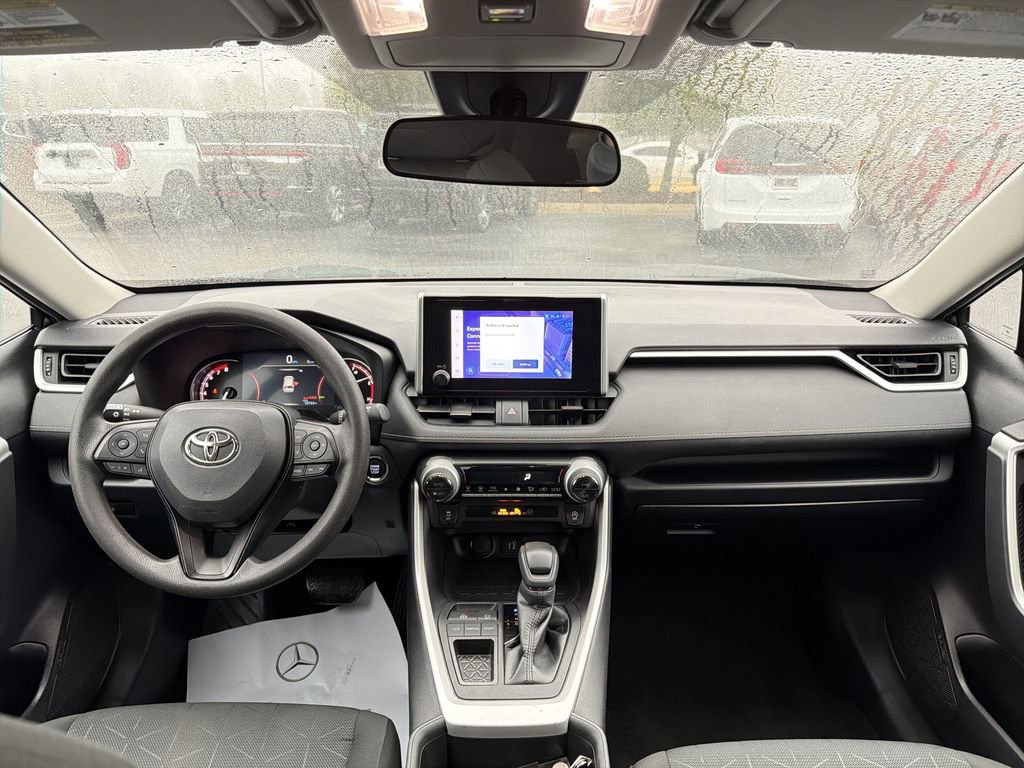 Used 2023 Toyota RAV4 XLE image 21