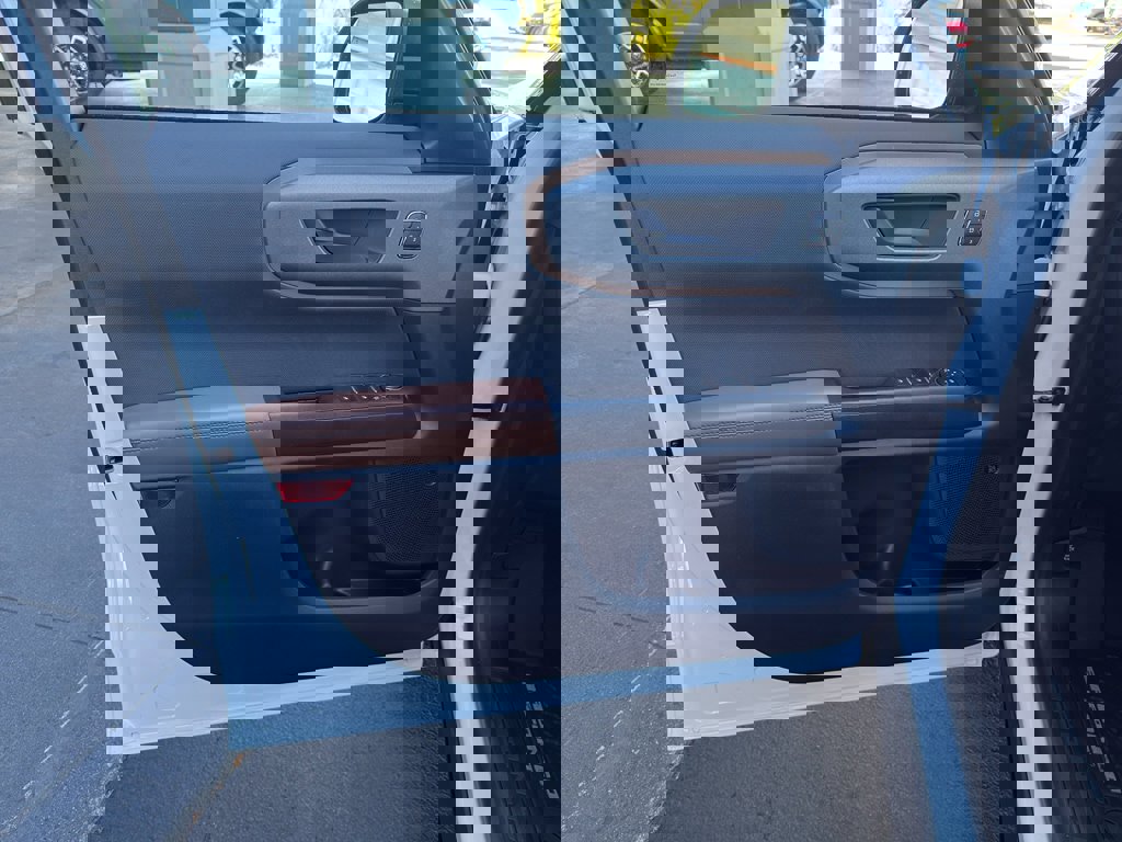 New 2025 Ford Bronco Sport Outer Banks w/ Outer Banks Tech Package+ image 11