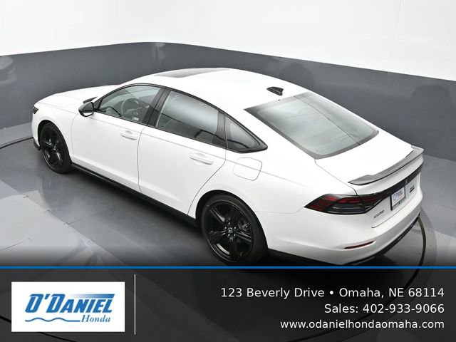 Used 2023 Honda Accord Sport image 15