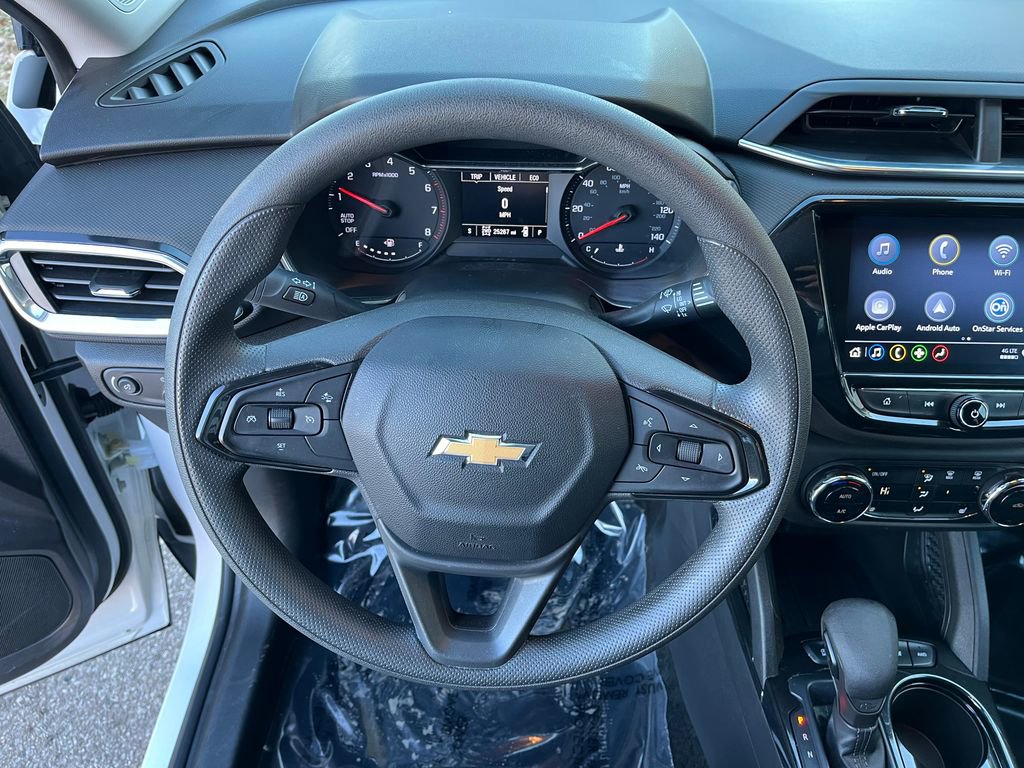 Used 2023 Chevrolet TrailBlazer LT w/ Convenience Package image 12