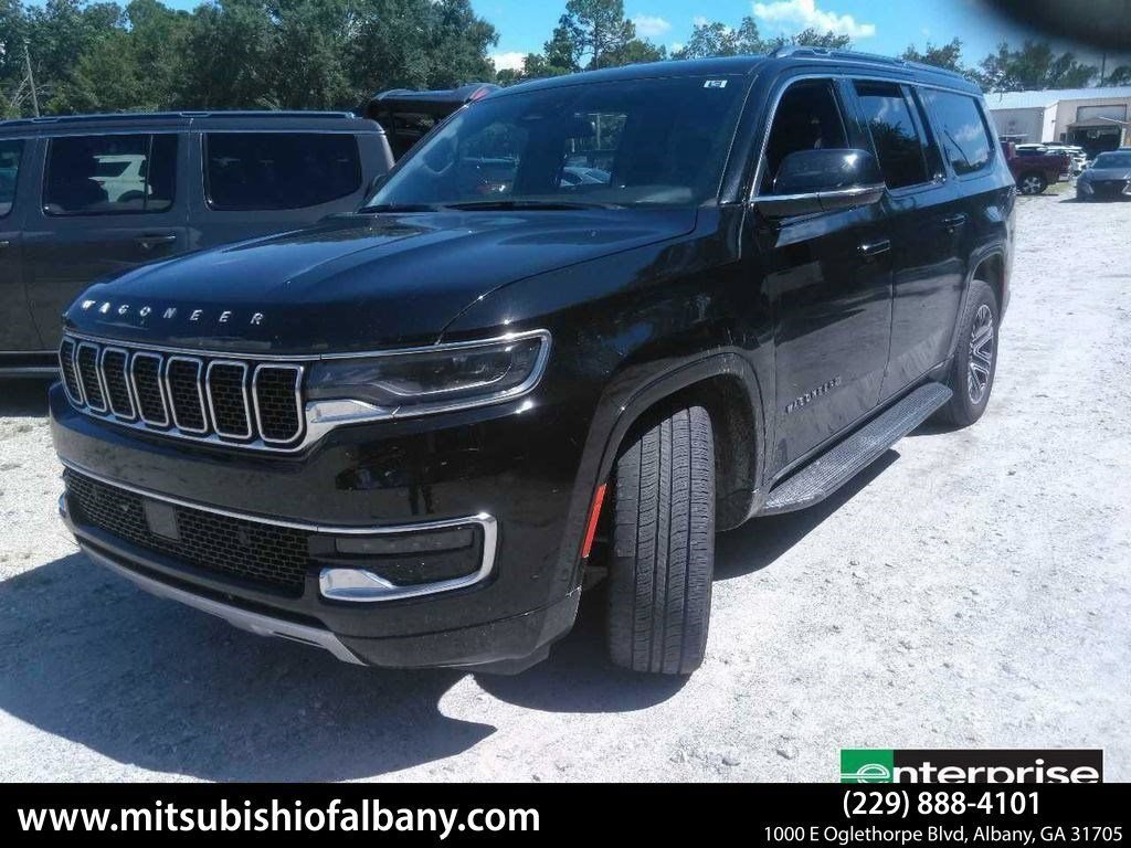 Used 2024 Jeep Wagoneer L Series II RWD image 1