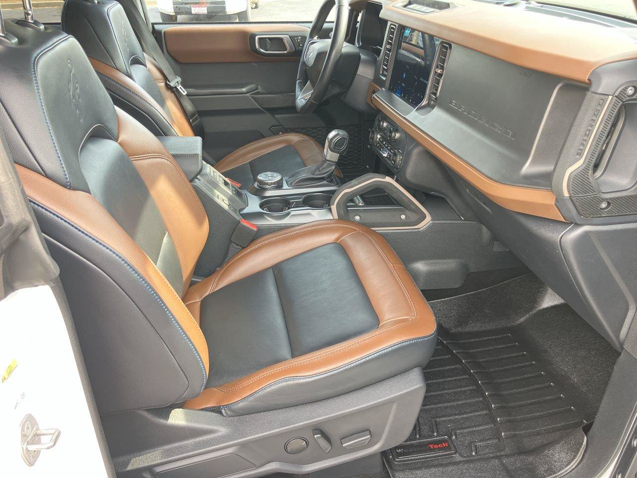 Used 2024 Ford Bronco Outer Banks AWD/4WD image 37