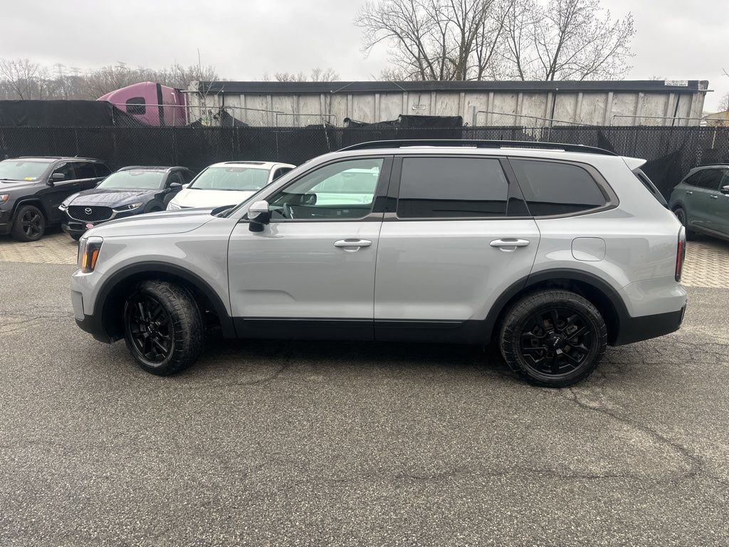Used 2024 Kia Telluride SX Prestige X-Pro image 3