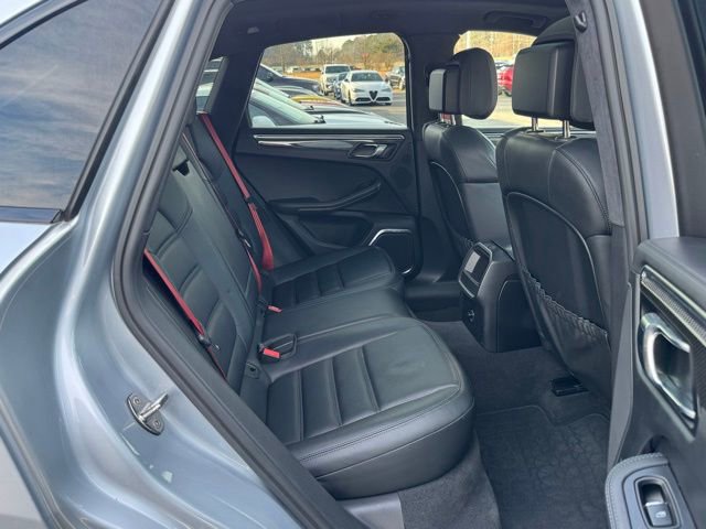 Used 2015 Porsche Macan Turbo image 11