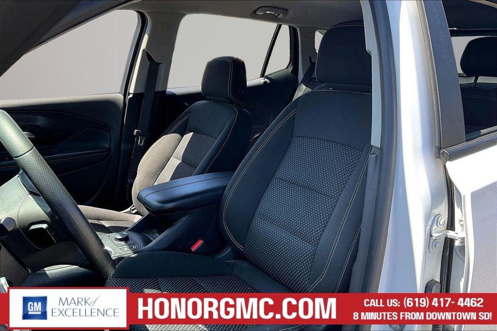 Used 2022 GMC Terrain SLE w/ Driver Convenience Package image 20