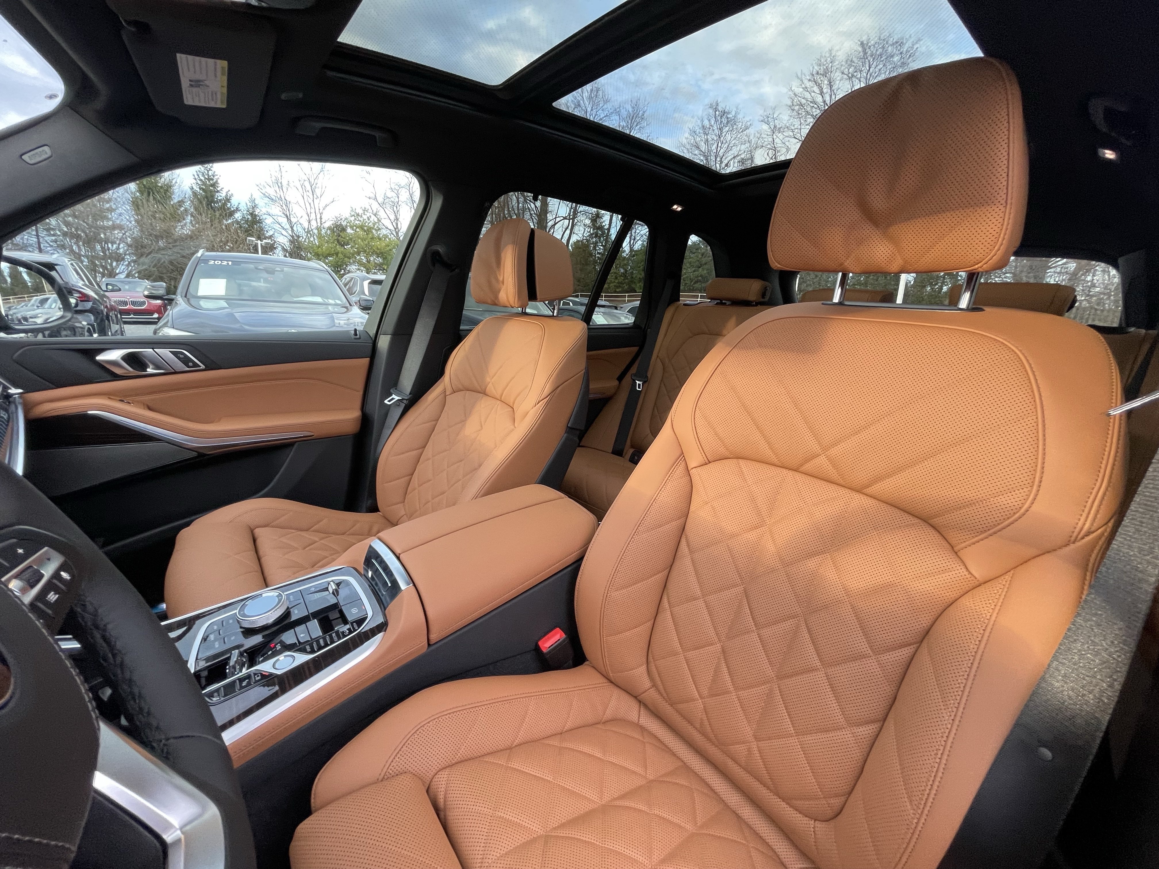 New 2026 BMW X5 xDrive50e w/ Executive Package AWD/4WD image 8