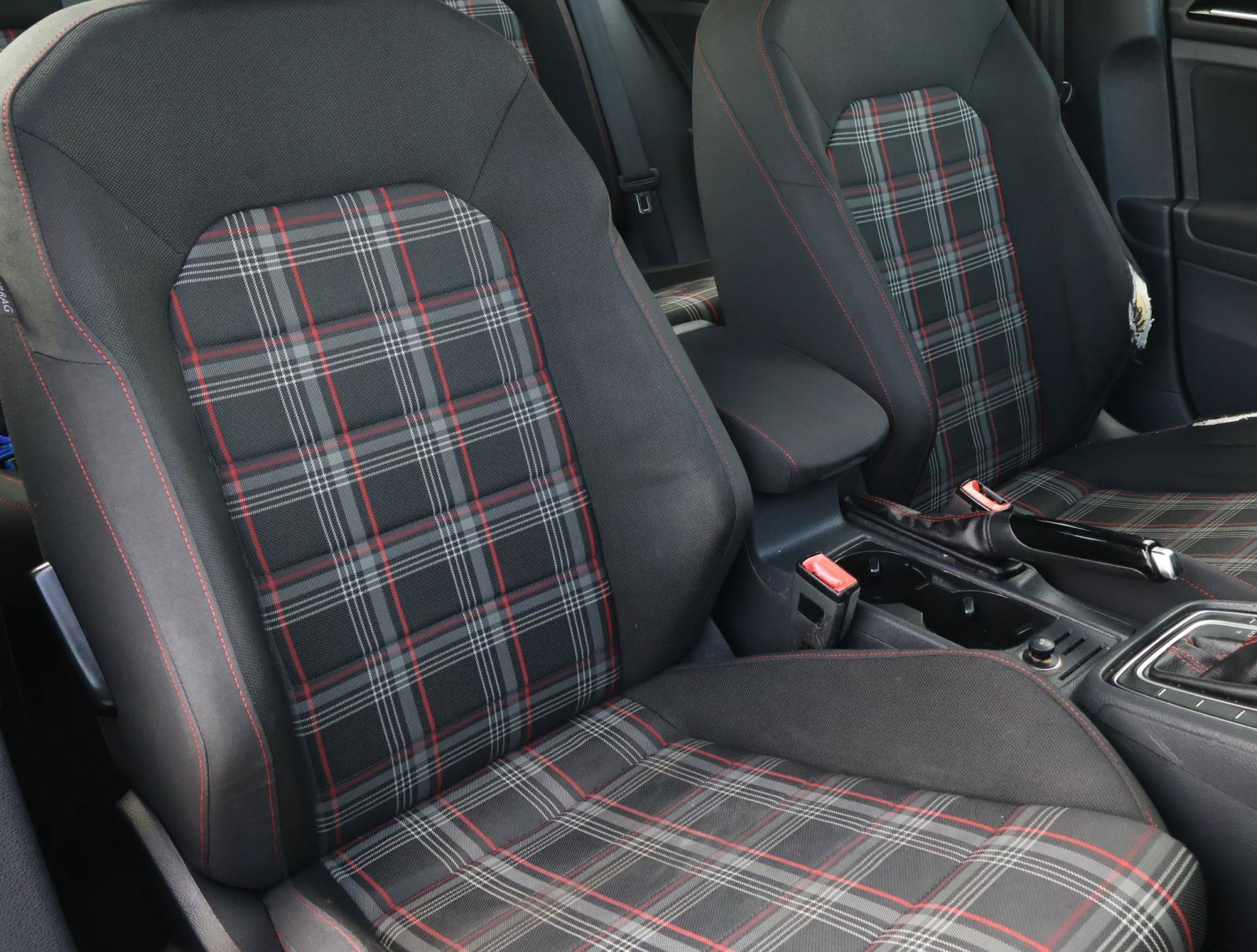 Used 2016 Volkswagen GTI S FWD image 15