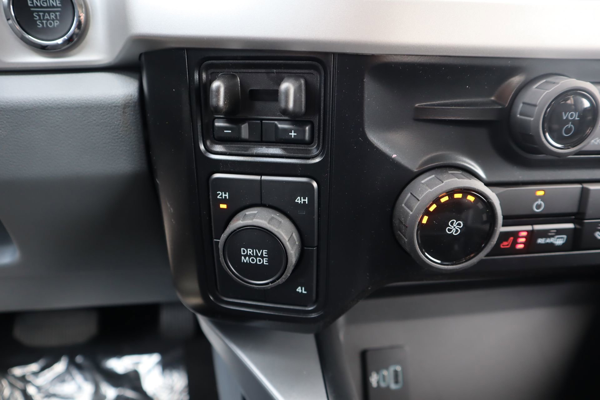 New 2026 Ford F350 King Ranch AWD/4WD image 9
