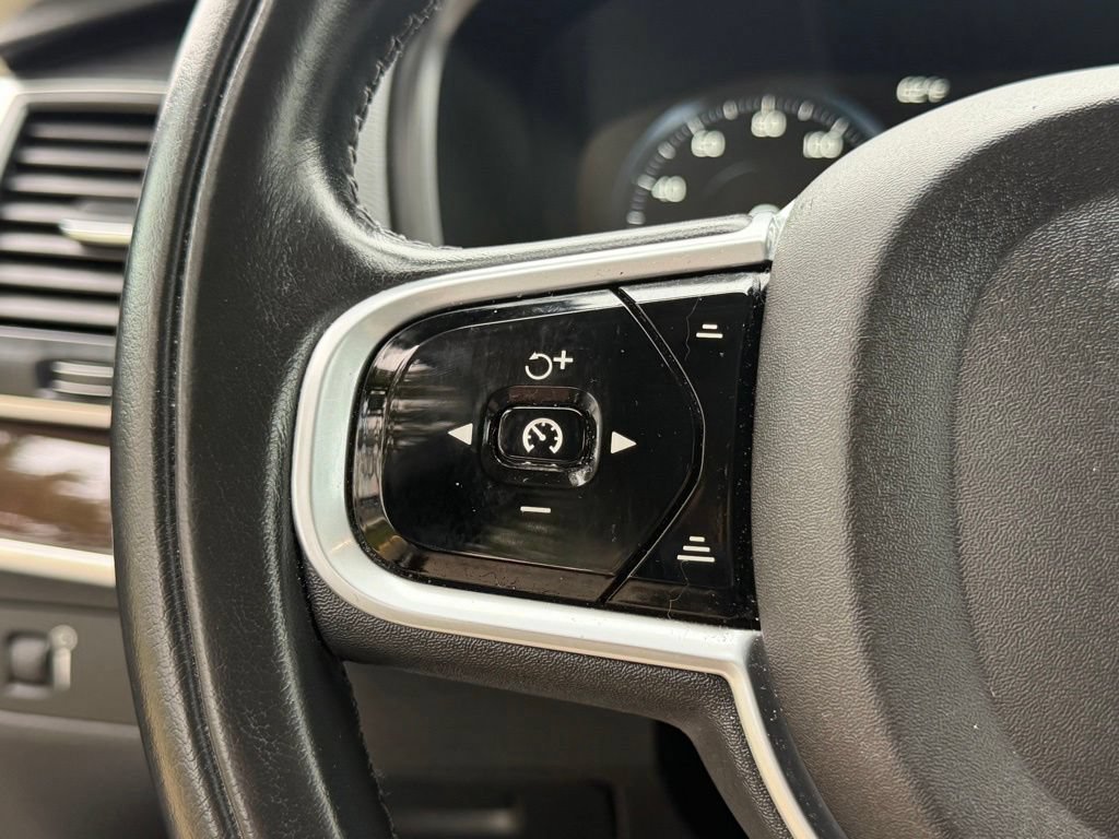 Used 2019 Volvo XC90 T6 Momentum w/ Protection Package Premier AWD/4WD image 24