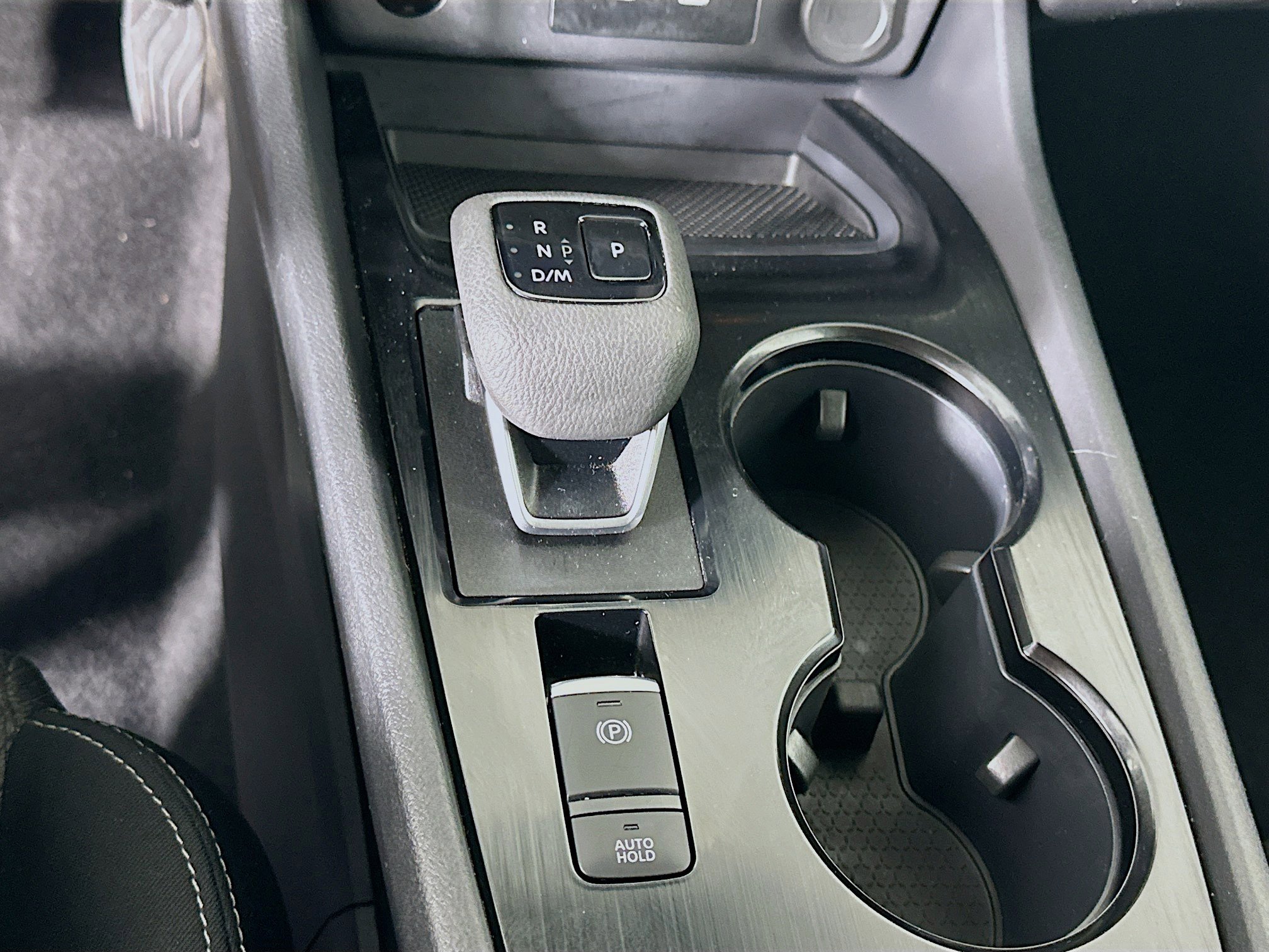 Used 2025 Nissan Rogue SV image 24