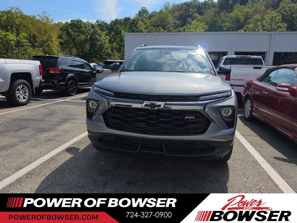 Used 2024 Chevrolet TrailBlazer RS w/ Convenience Package AWD/4WD image 2