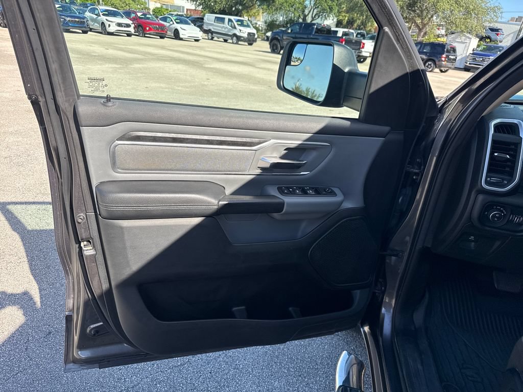 Used 2019 RAM 1500 Big Horn AWD/4WD image 13