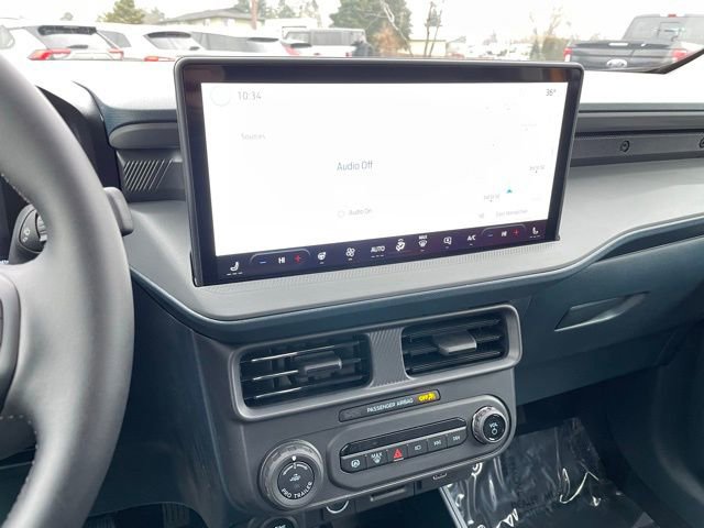 New 2026 Ford Maverick Lariat w/ Black Appearance Package image 10