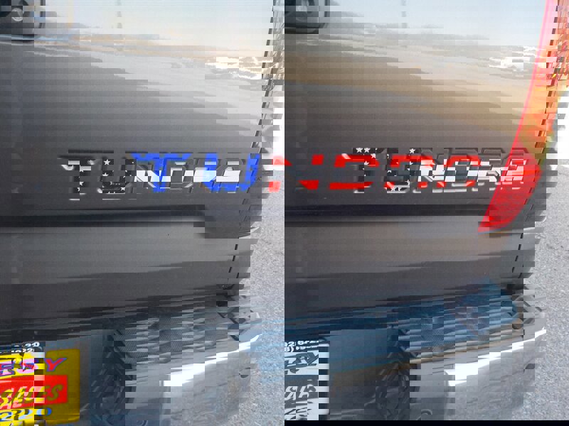 Used 2014 Toyota Tundra Limited w/ Limited Premium Package image 39