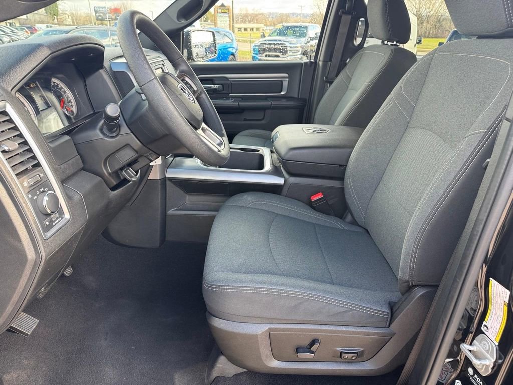 Used 2023 RAM 1500 Classic Warlock image 6