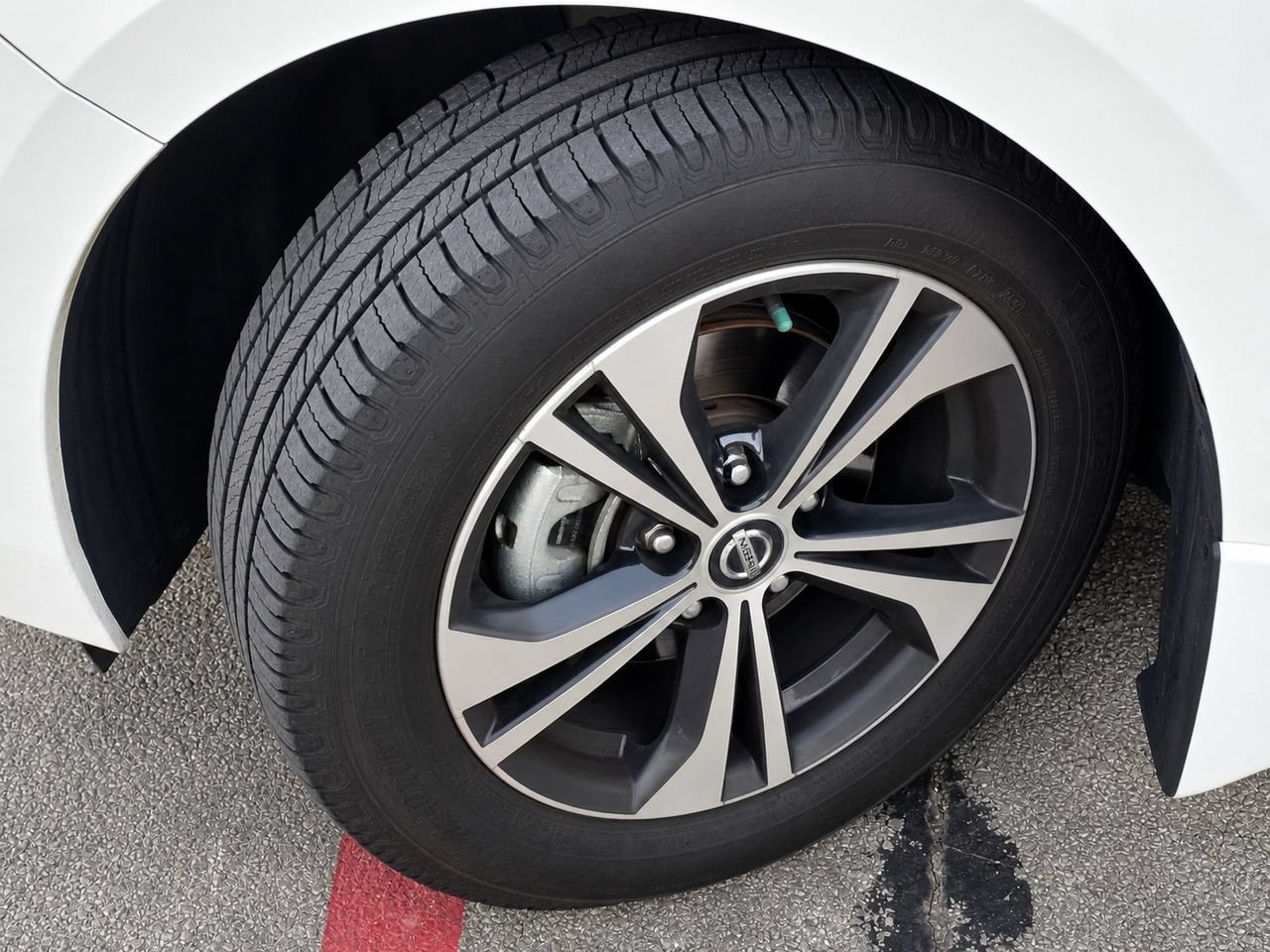 Used 2022 Nissan Sentra SV w/ All-Weather Package FWD image 12