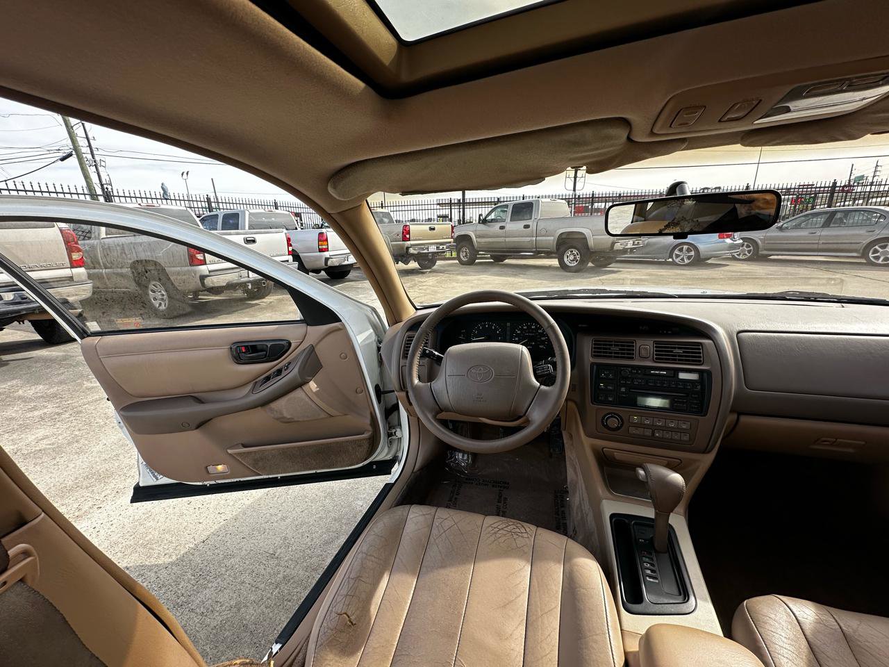 Used 1995 Toyota Avalon XLS image 40