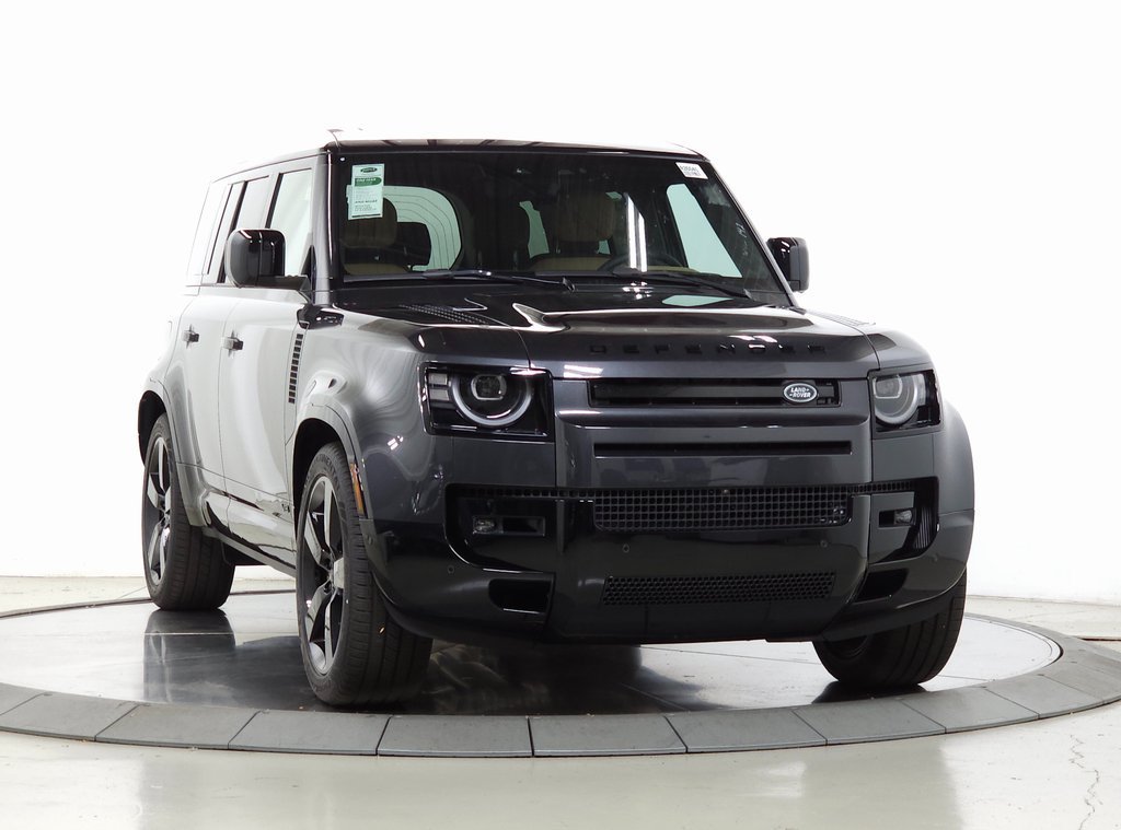 Certified 2026 Land Rover Defender 110 V8 AWD/4WD image 7